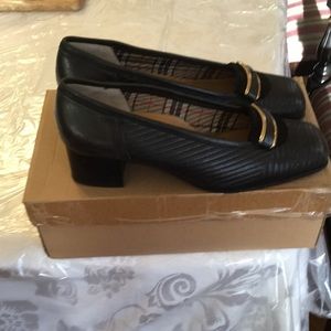 Ambassador black shoes 38.5 made in Italy US 8.5 like new